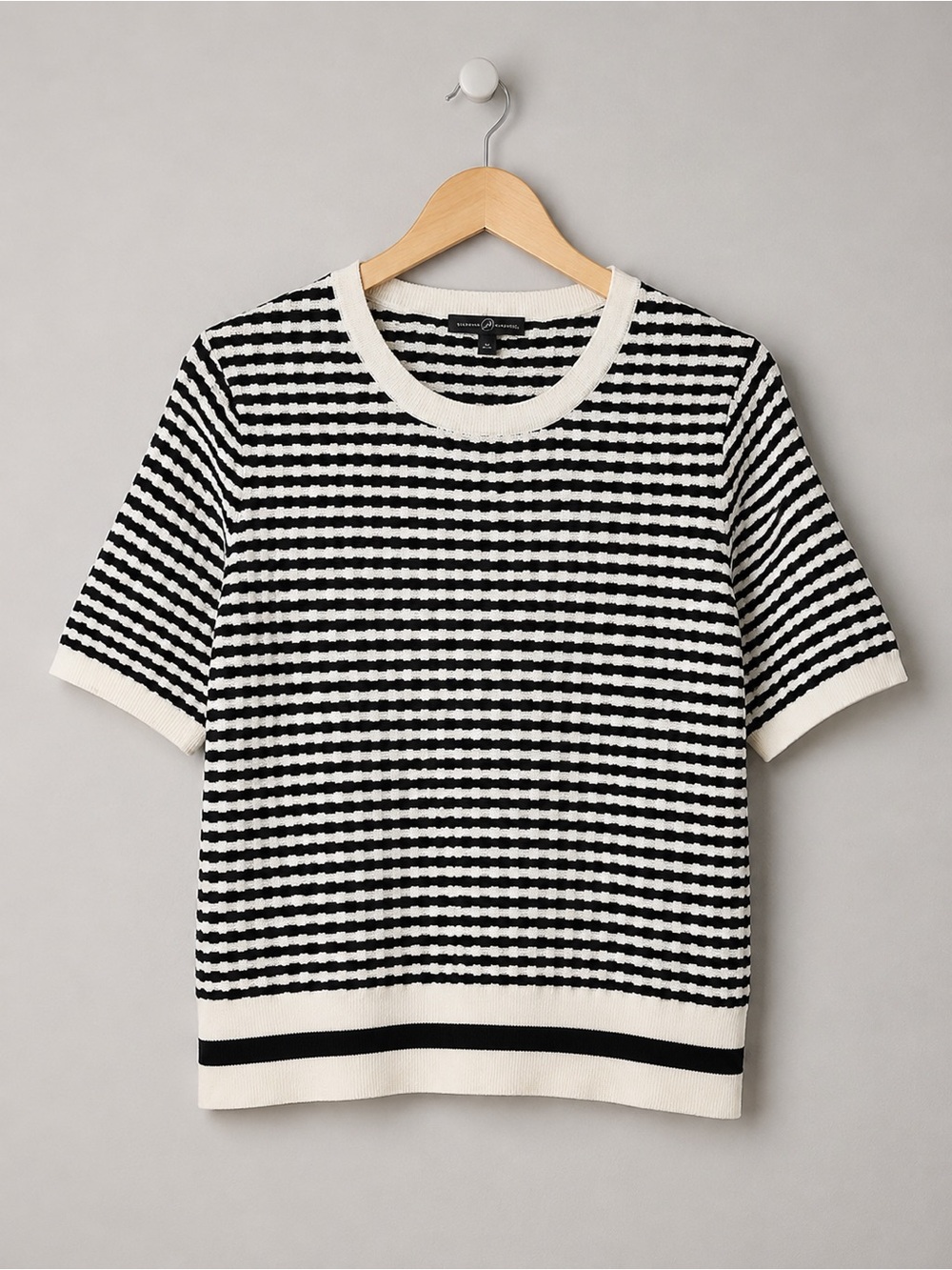 Women’s Adrianna Papell Black and White Striped Short Sleeve Sweater Size XL